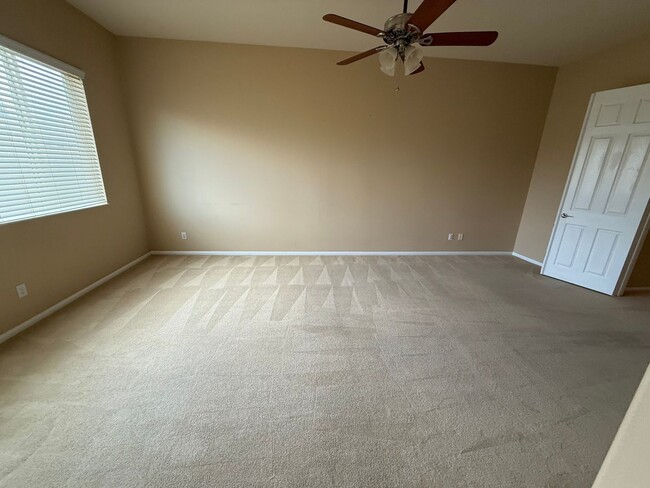 Building Photo - Apple Valley Estates- Gated Community- Beautiful 4 Bedrooms, 3 Bathrooms