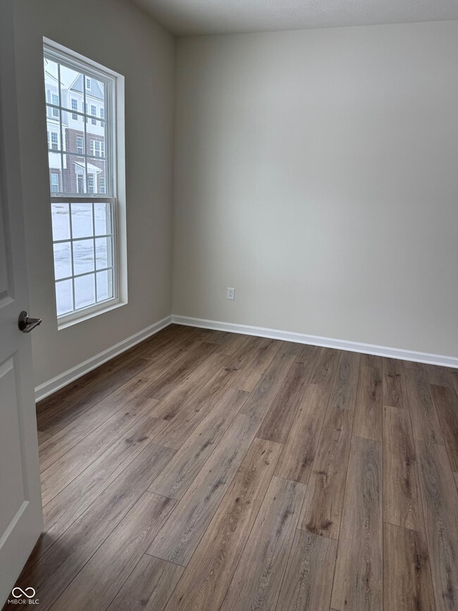 Building Photo - 14555 Elsmere Ln