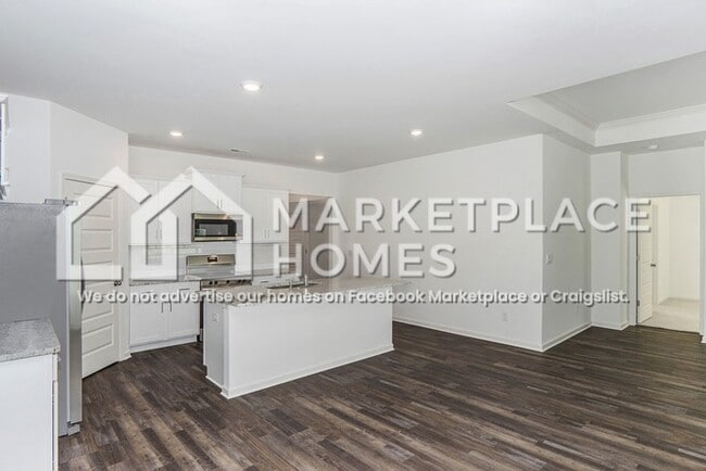 Building Photo - 2032 Gadwall Dr