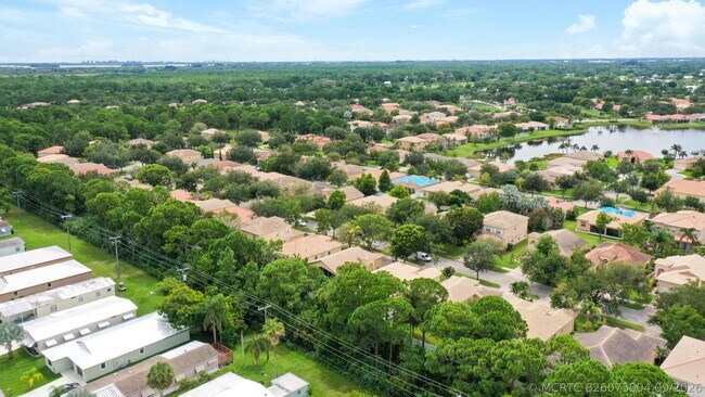 Building Photo - 6020 Spring Lake Terrace