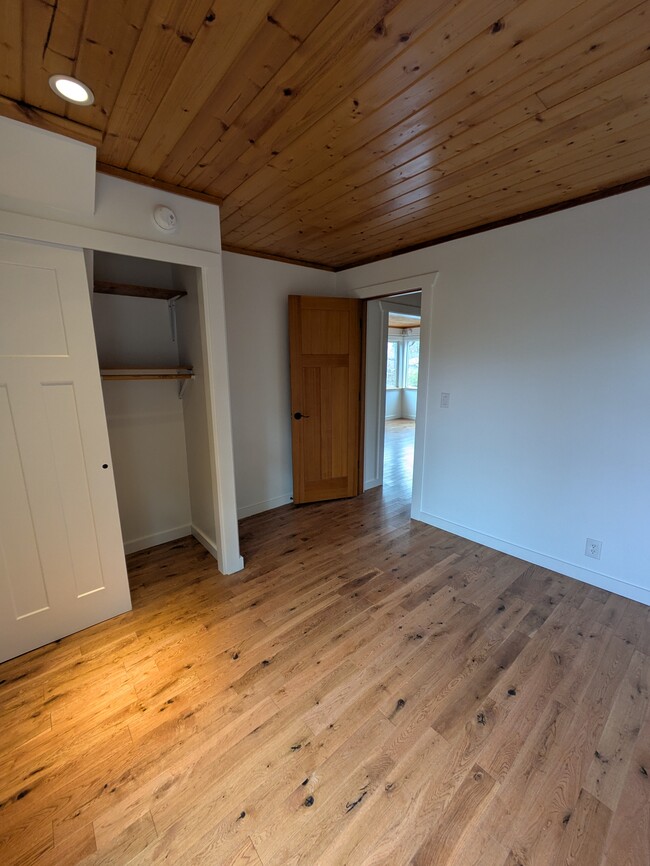 Building Photo - 4521 S Lucile St