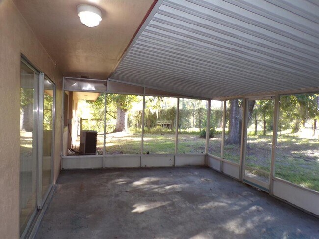 Building Photo - 2982 SE 110th St