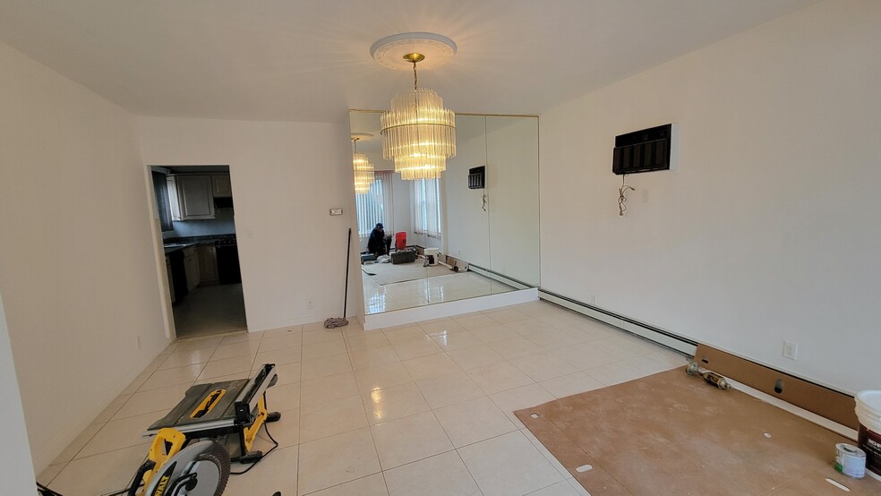 Main Level Living Room - 768 Florence Pl