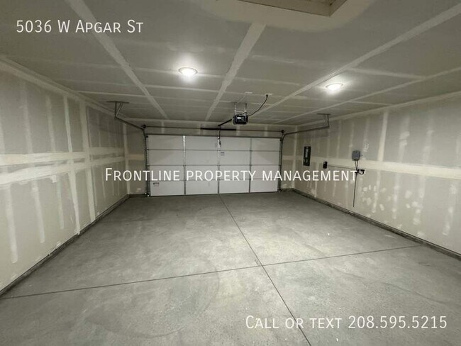 Building Photo - 5036 W Apgar St