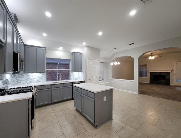 Building Photo - 7121 Hillshire Ln