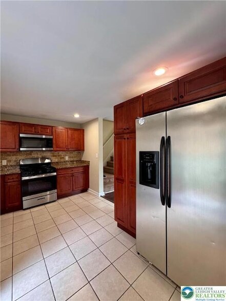 Building Photo - 207 Spring St