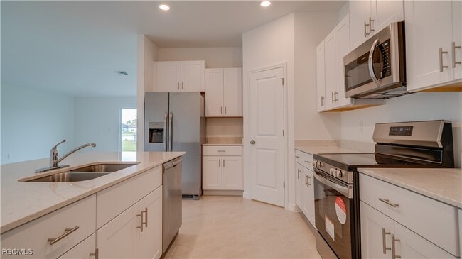 Building Photo - 4019 San Clemente Ct