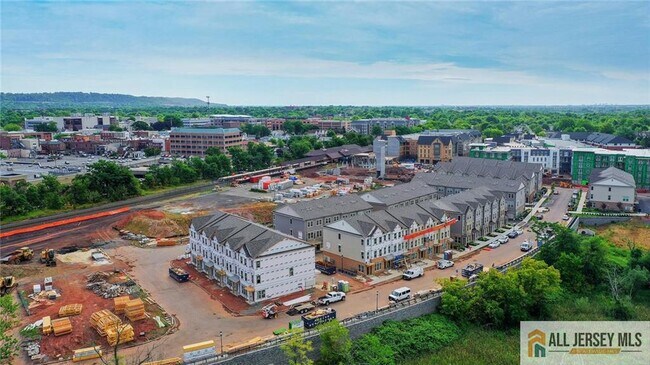 Building Photo - 95 Robeson St