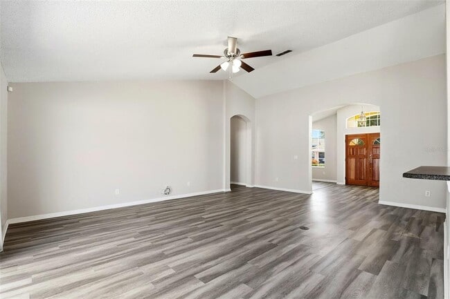 Building Photo - 1791 Florence Vista Blvd