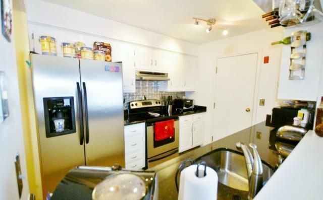 Building Photo - 183 Livingston Pl