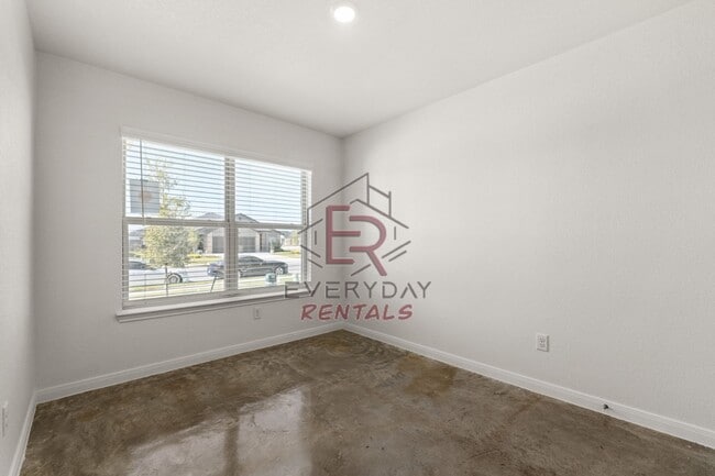 Building Photo - 912 Cherry Laurel Ln
