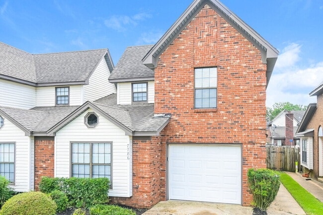 Building Photo - 7786 Hickory Meadow Rd