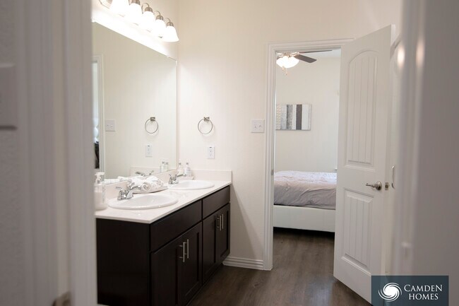 Building Photo - 17907 Co Rd 4001