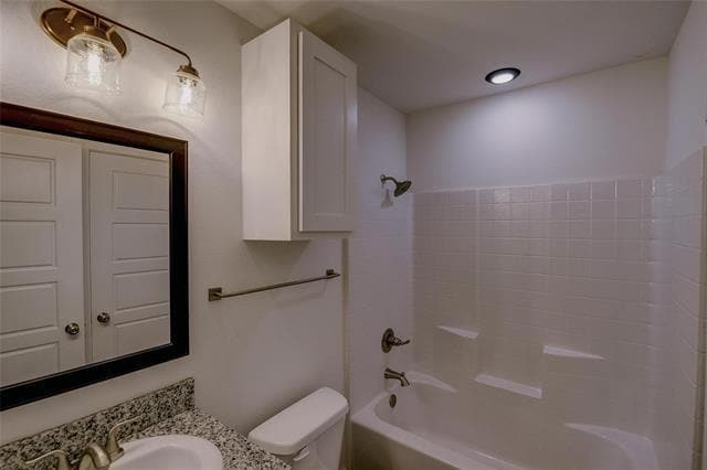 Building Photo - 402 Garrett Ct