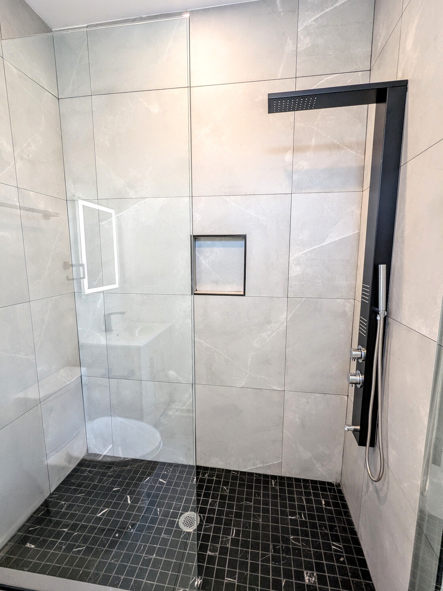 Building Photo - 1503 N Stillman St