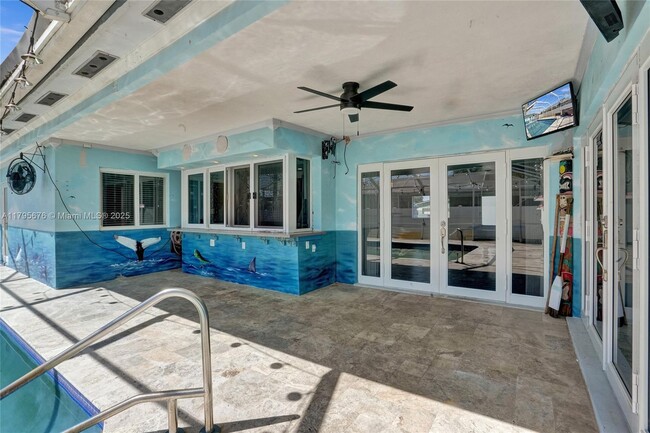 Building Photo - 9240 SW 54th St