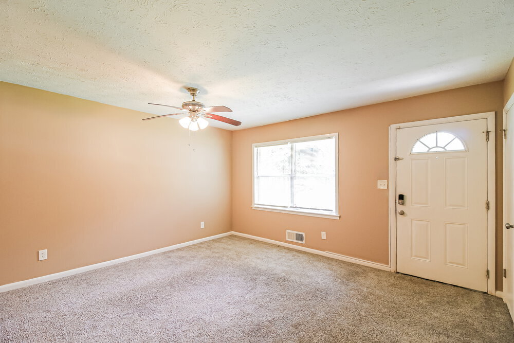 Building Photo - 10192 Port Royal Ct