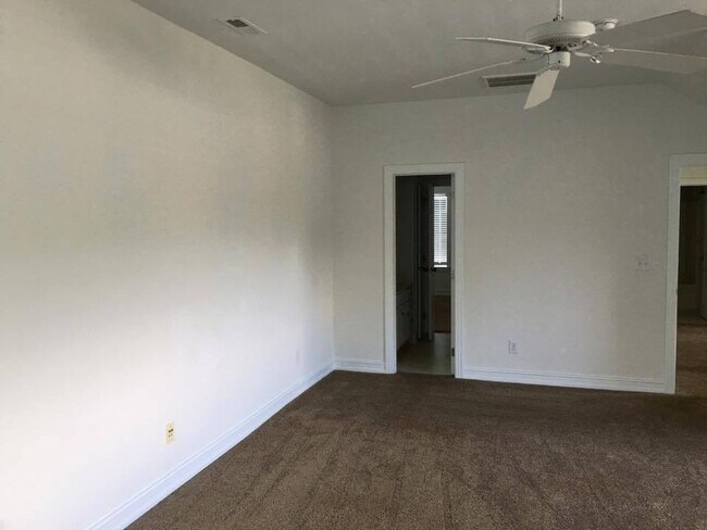 Building Photo - 20224 Colony Point Ln