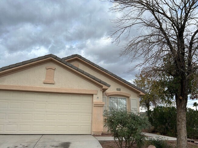Primary Photo - Charming 3-Bedroom Single-Story Corner Home in Northwest Las Vegas For Rent!