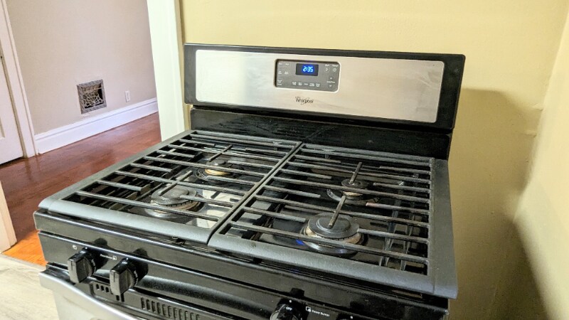 Building Photo - 5042 Mardel Ave