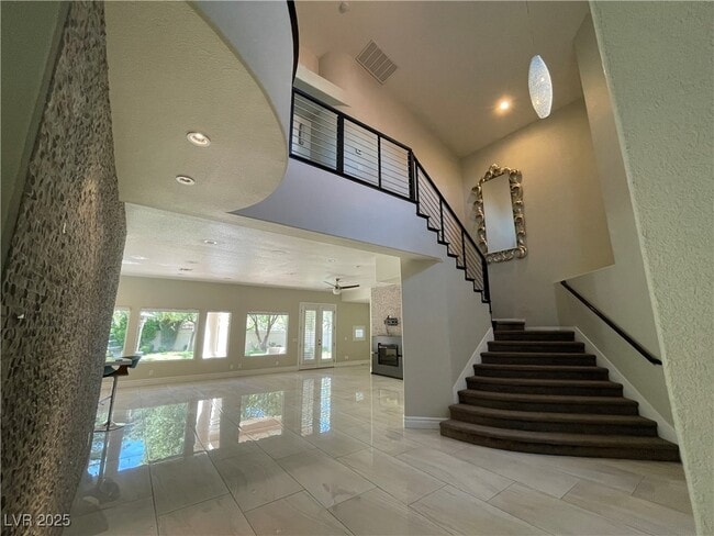 Building Photo - 2609 Sun Reef Rd