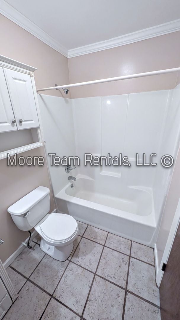 Building Photo - 3/2 Brick House, Deck, Storage & Fenced Yard