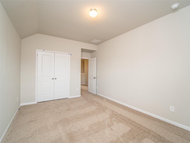 Building Photo - 3542 Vivaldi Dr
