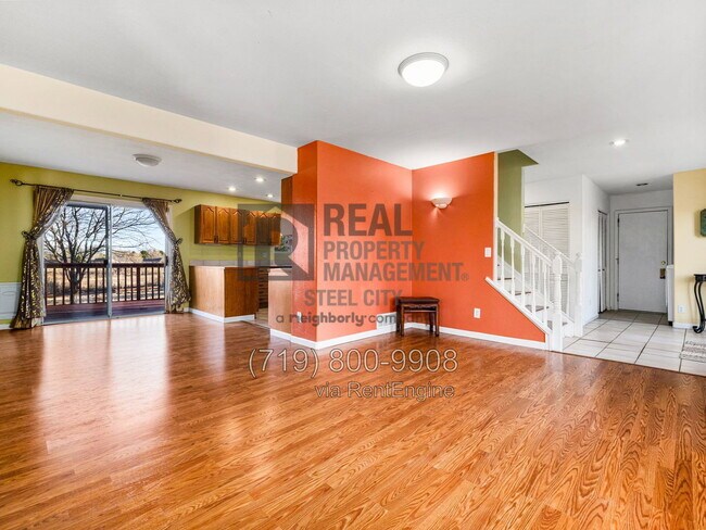Building Photo - 275 W Baldwyn Dr