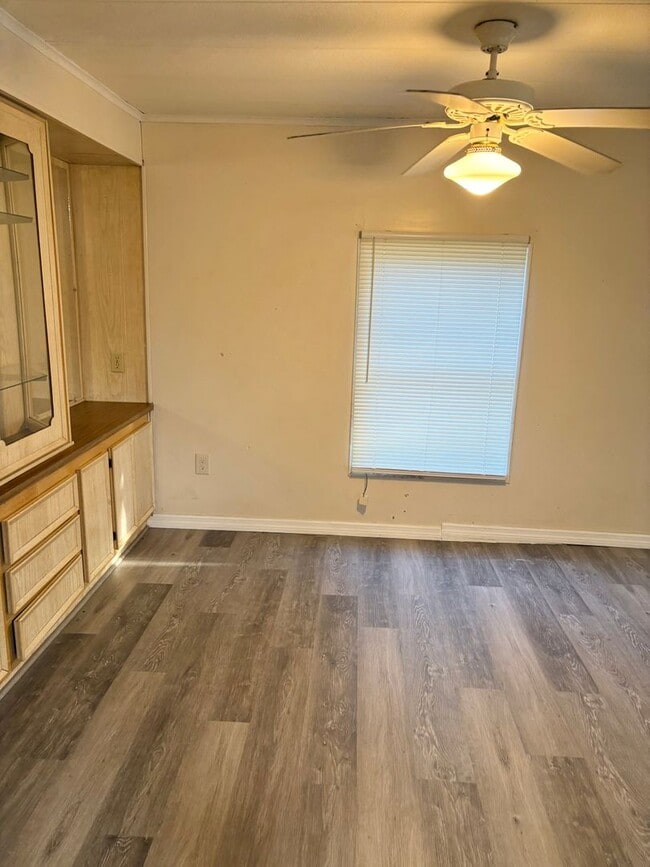 Building Photo - QUIET SETTING IN SUMMERFIELD