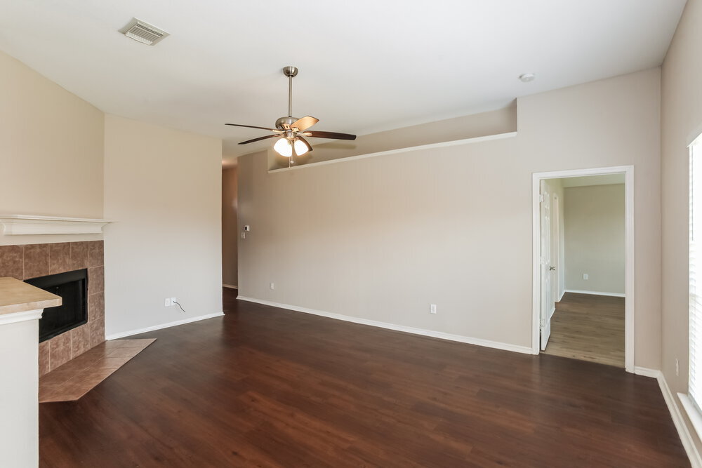 Building Photo - 6552 Manitoba St