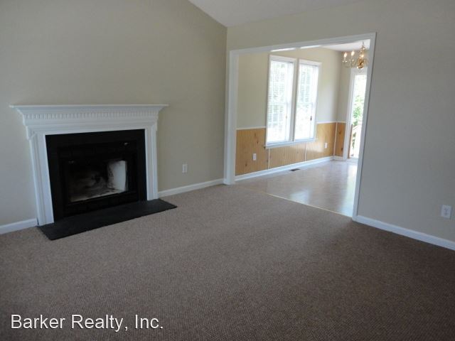 Building Photo - 3 br, 2 bath House - 1017 Laurel Leaf Road