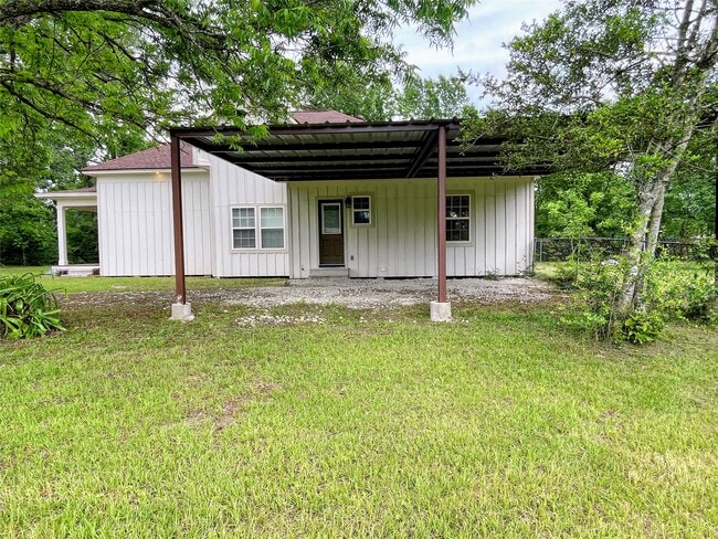 Building Photo - 210 Crescent Dr