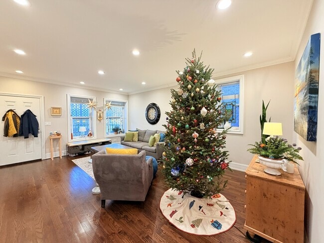 Building Photo - 3646 N Fremont St