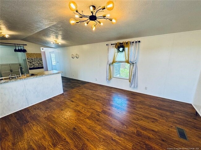 Building Photo - 1992 Henry Hammond Rd