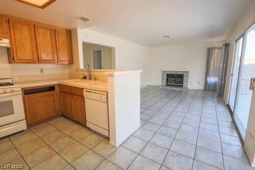 Building Photo - 7429 Parnell Ave