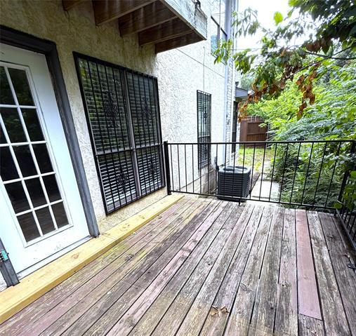 Building Photo - 1231 Forest Cove Ln