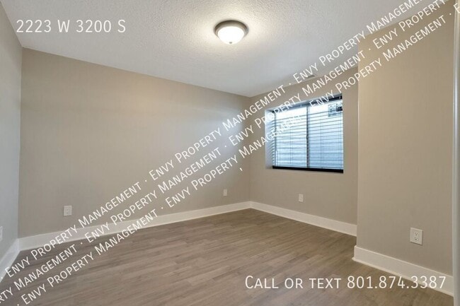 Building Photo - 2223 W 3200 S