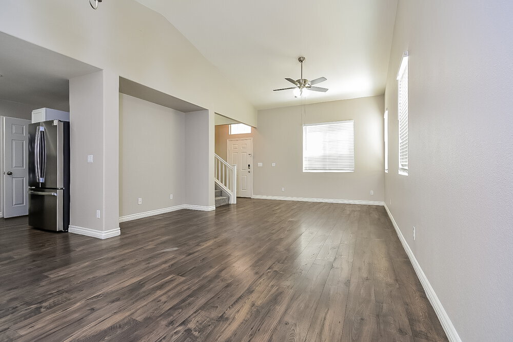 Building Photo - 6883 Momentos St