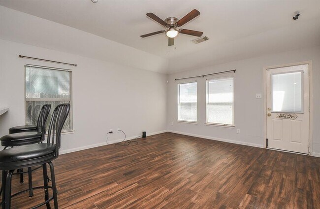 Building Photo - 21134 Normand Meadows Ln