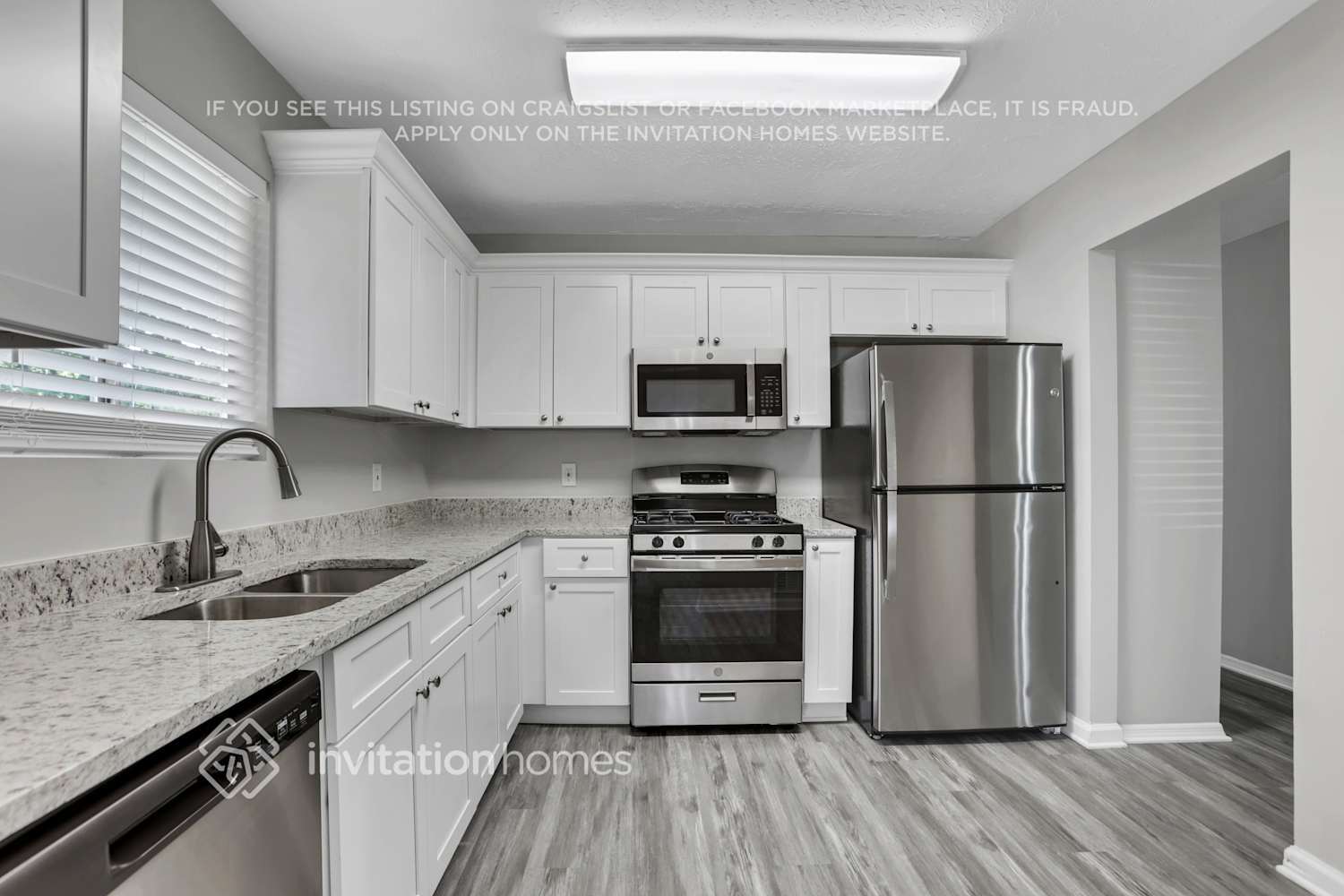 Building Photo - 2211 Doral Ct SW