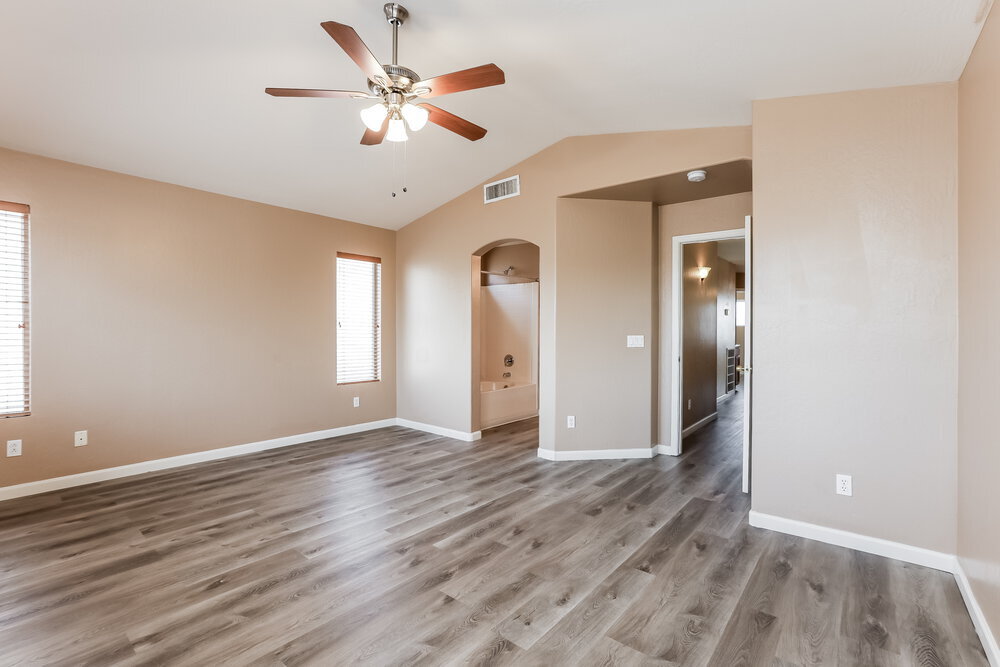 Building Photo - 1653 N 136th Ln