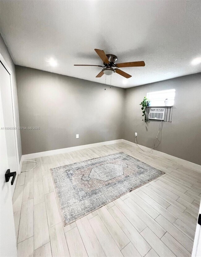 Building Photo - 11241 SW 7th Terrace