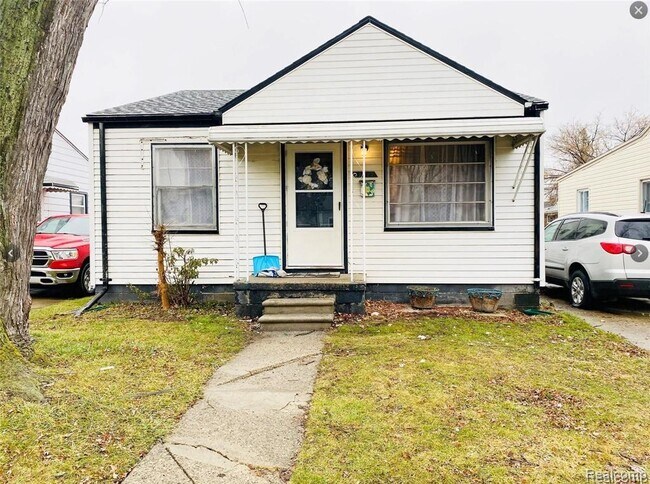 Primary Photo - 11227 Packard Ave