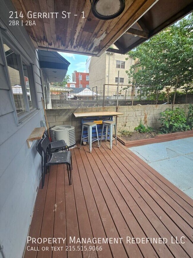 Building Photo - 214 Gerritt St