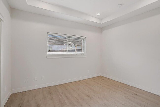 Building Photo - 5743 Kansas St
