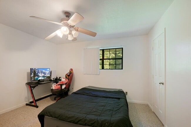 Building Photo - 2507 Hidden Cove Ct