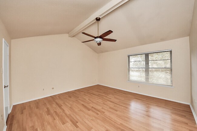 Building Photo - 2588 Bering Dr