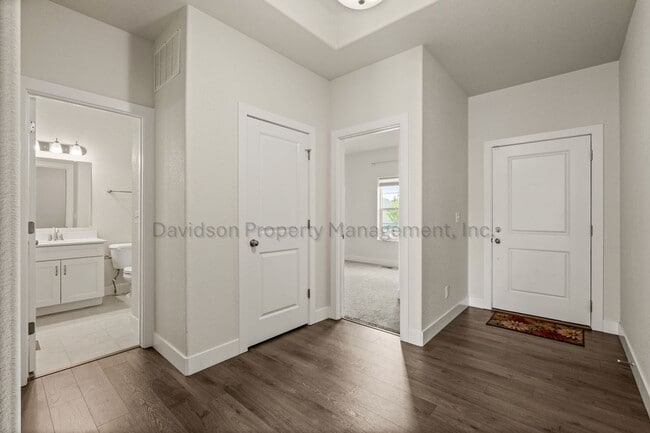 Building Photo - Gorgeous 3 Bedroom House in Wolf Ranch