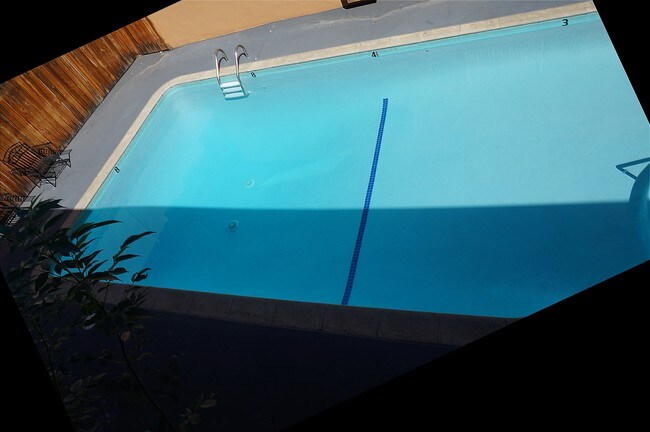 Building Photo - Saticoy Apartments