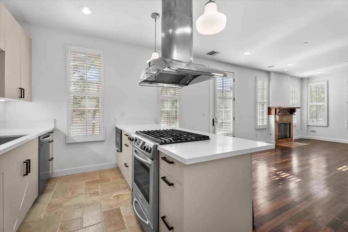 Building Photo - 1229 22nd St